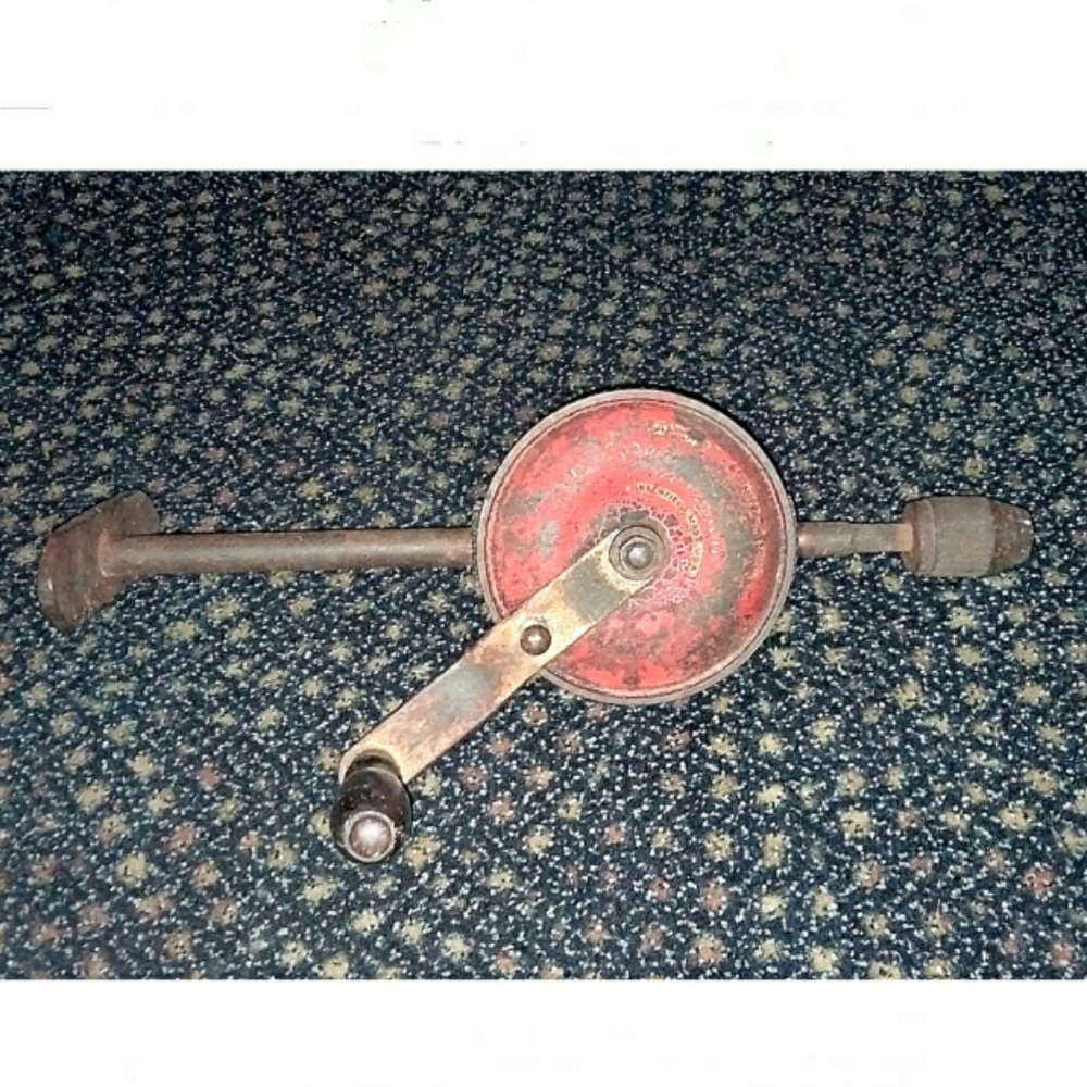 MILLER'S FALLS ANTIQUE HAND CRANK DRILL GREENFIELD MASSACHUSETTS USA